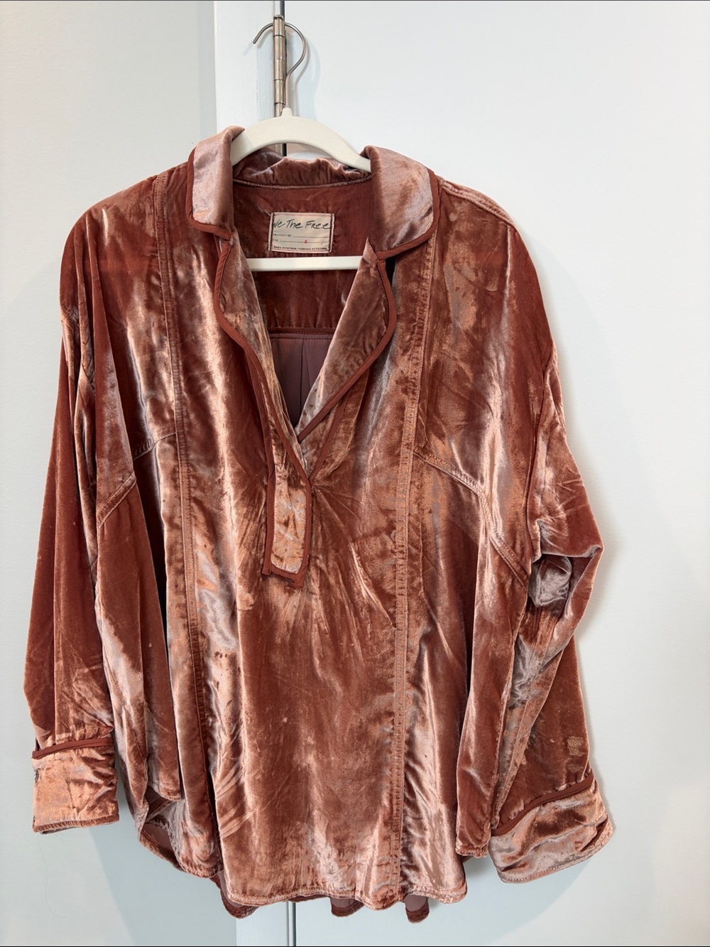 Free People Velvet Notch Collar Blouse - Rose Mauve